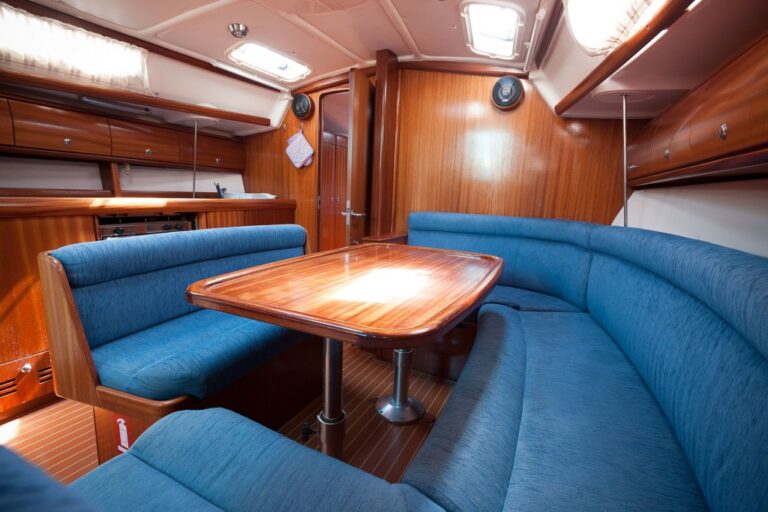 Bavaria 38 cruiser (2)