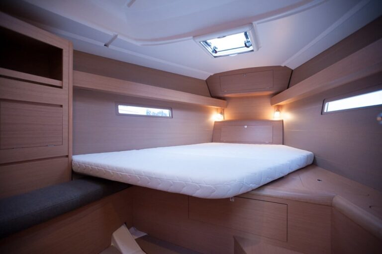 Dufour 410 Grand Large (11)