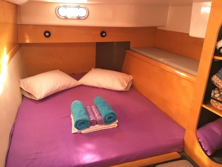 Fountain Pajot Lavezzi 40 (12)