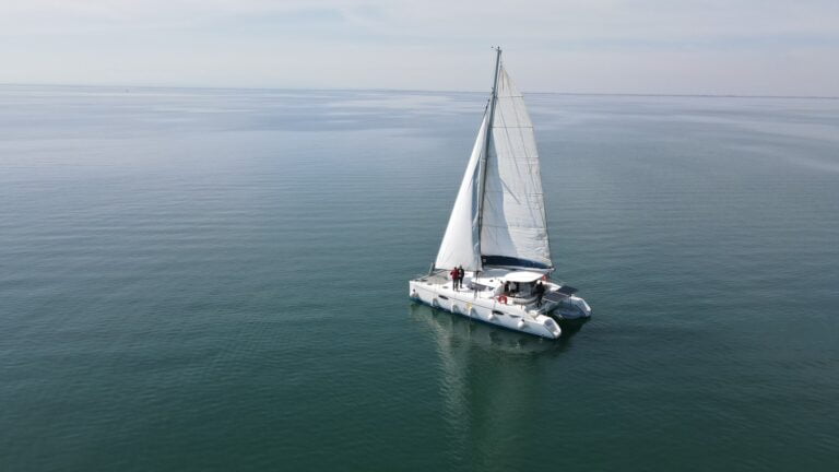 Fountain Pajot Lavezzi 40 (14)