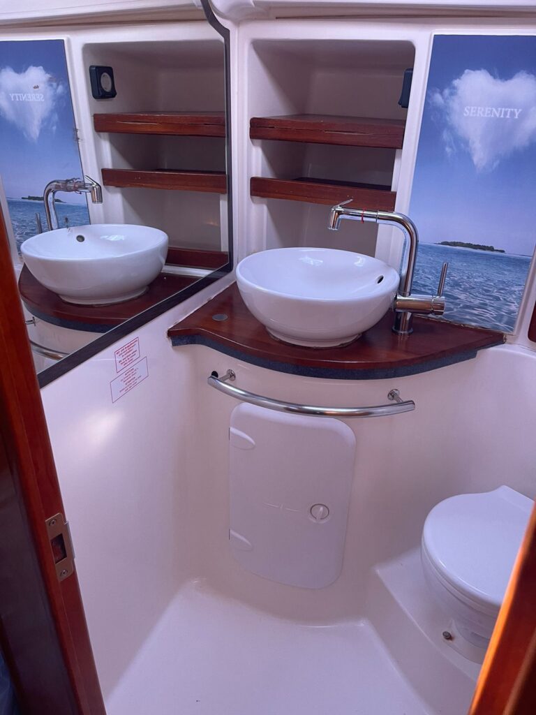 bavaria-42-ft-2008-5