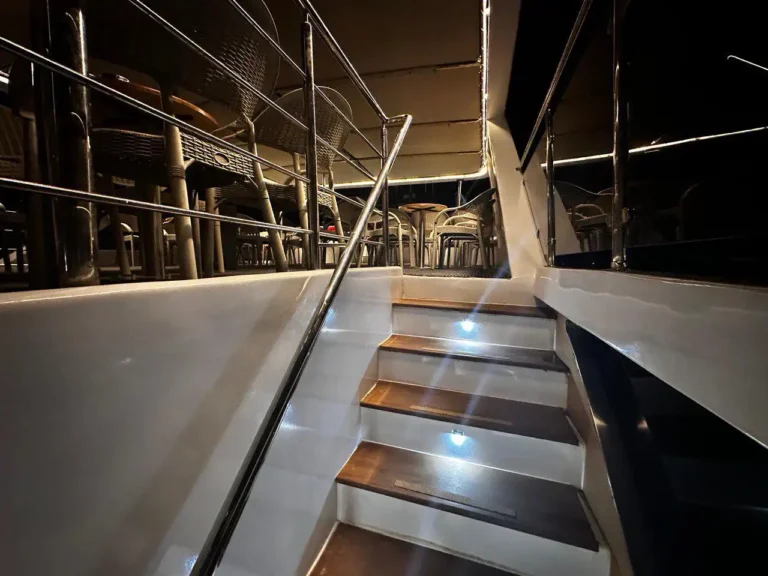 Glass Bottom Motor Yacht 150 Guests (14)