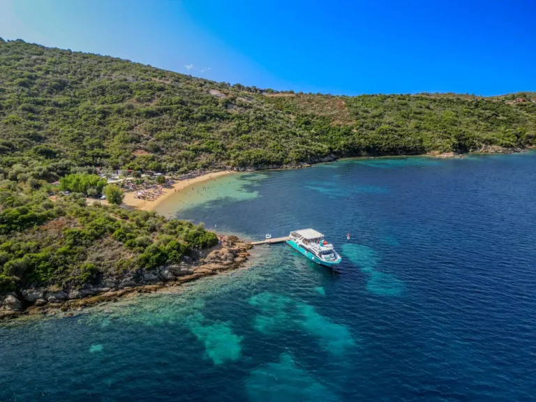 Glass Bottom Motor Yacht 150 Guests (3)