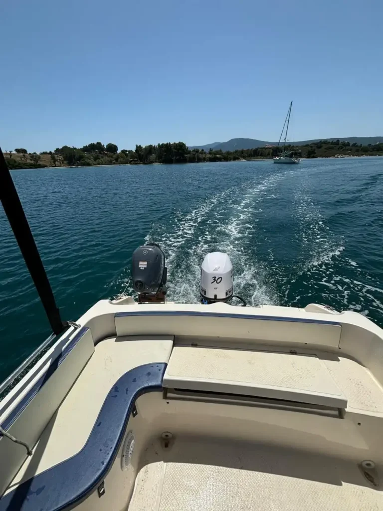 Moonday 540 SD 8 guests (3)