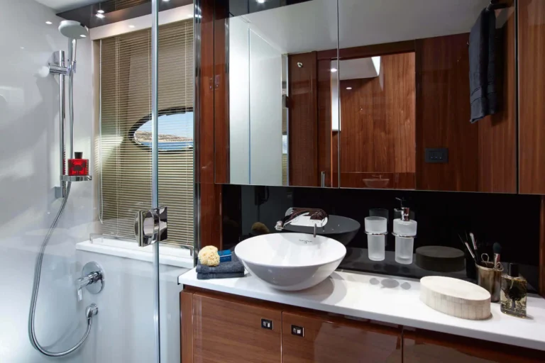 PRINCESS 60 FT new 4