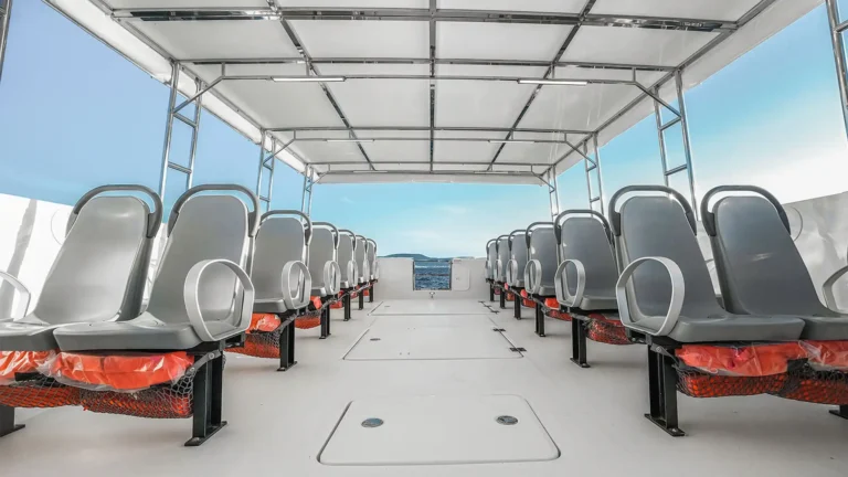 mercan stark 45 ft 25 guests 6