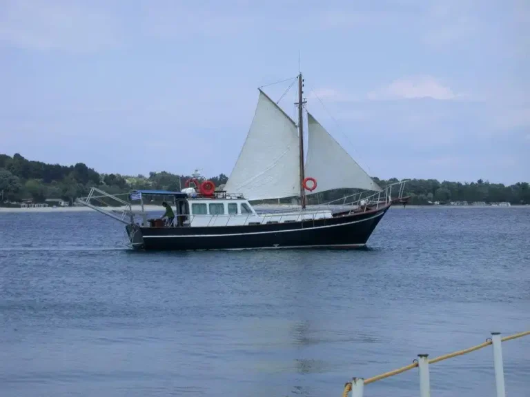 ΞΥΛΙΝΟ 15 ΜΕΤΡΑ 5 guests 40